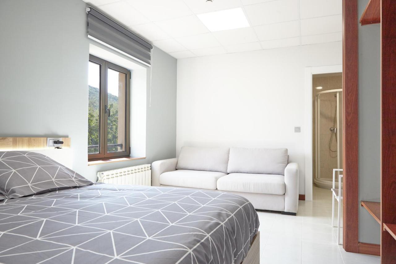 Hostal Fontanan La Pola de Gordon Εξωτερικό φωτογραφία