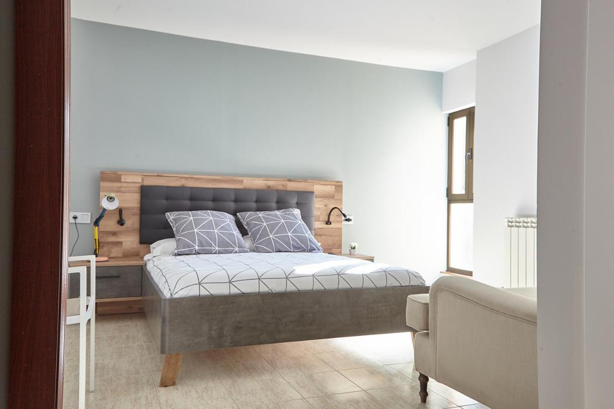 Hostal Fontanan La Pola de Gordon Εξωτερικό φωτογραφία